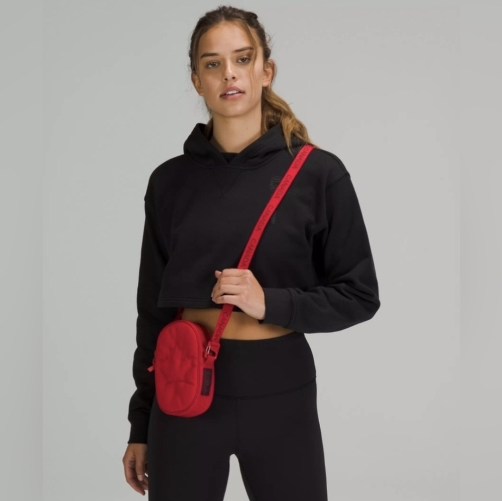 Lululemon Team Canada Future Legacy Crossbody Bag Red Bag Proudly Canadian - Picture 2 of 10